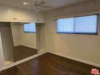 6139 Tampa Ave - Photo 7 of 8