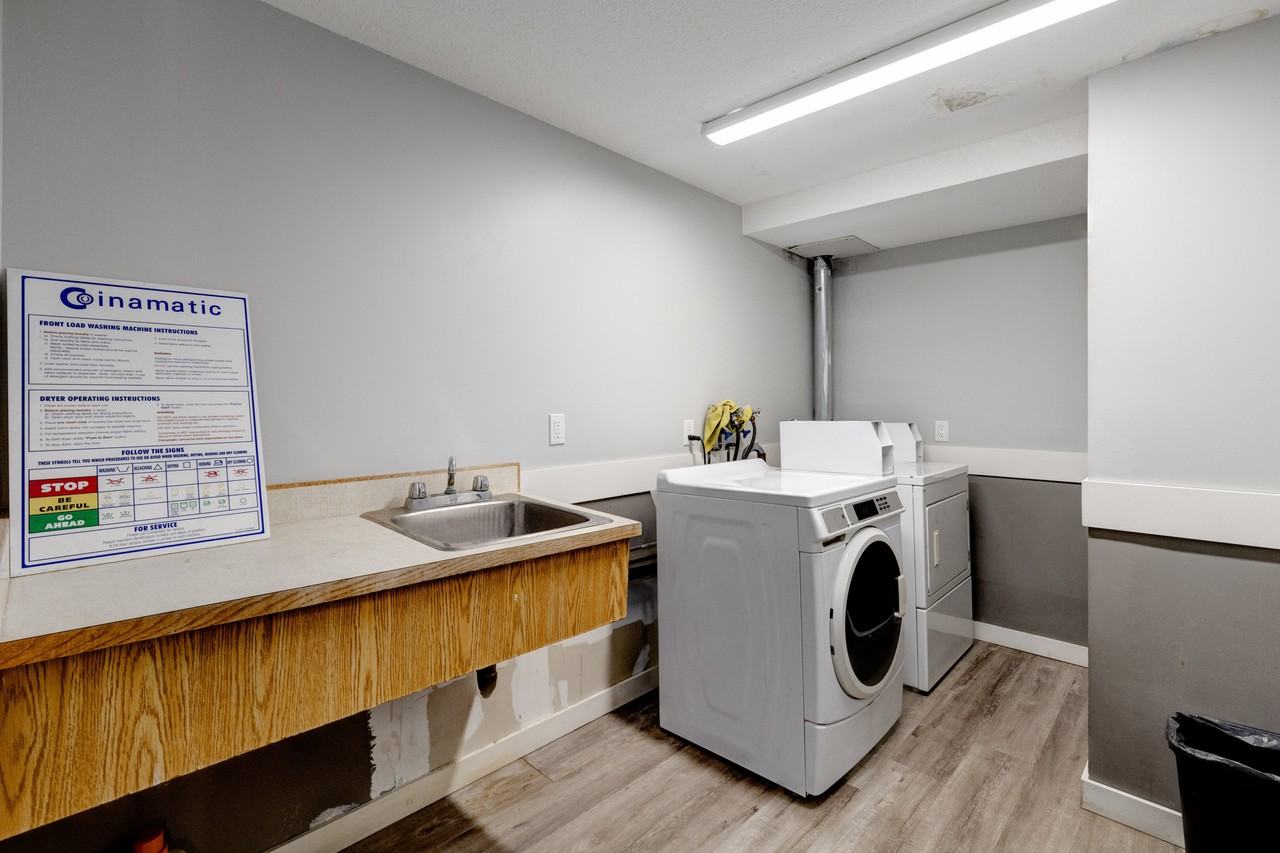 Southwood Place - Photo 7 of 9