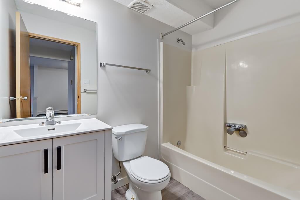 Silverwood Terrace - Photo 7 of 22