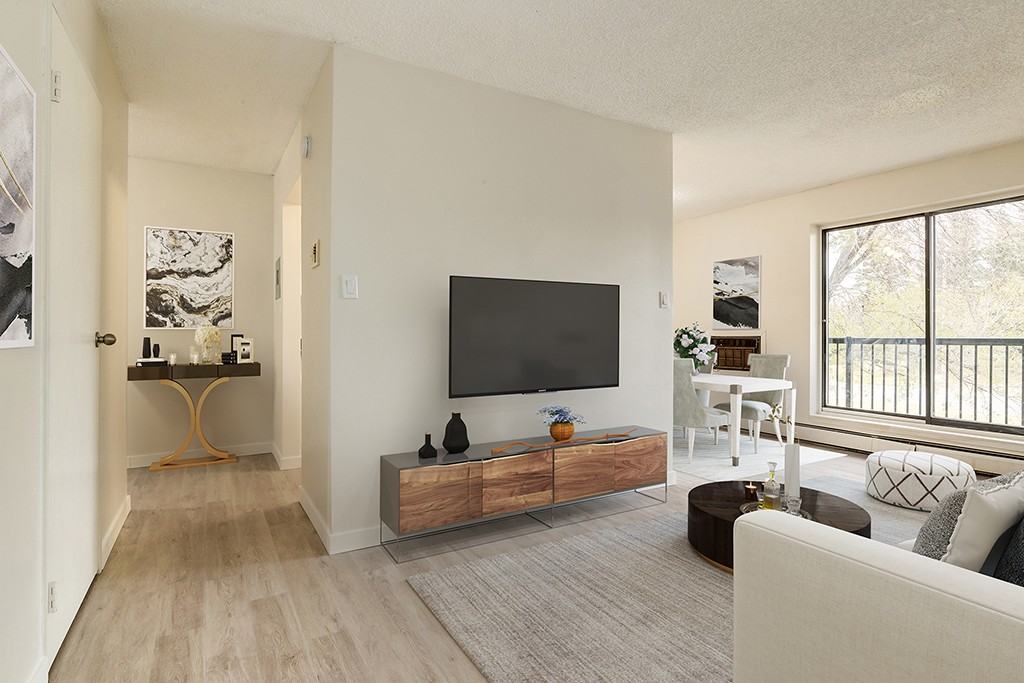 Regal Court - Photo 3 of 22