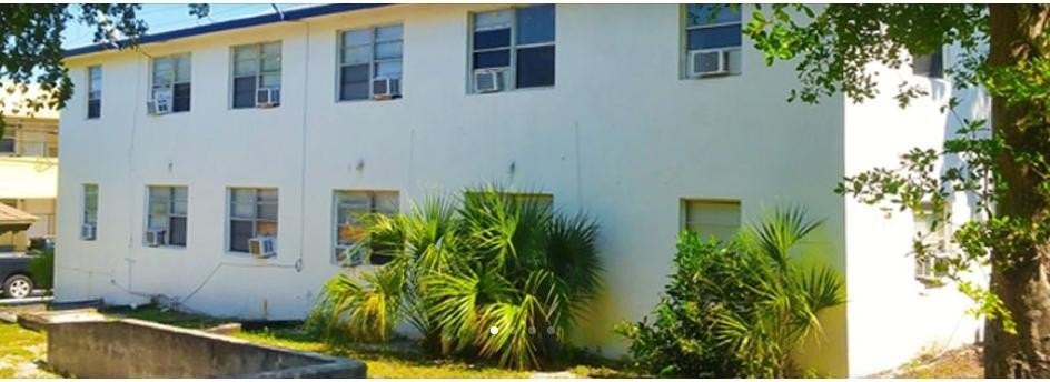 809 20th St #15 - Photo 2 of 2