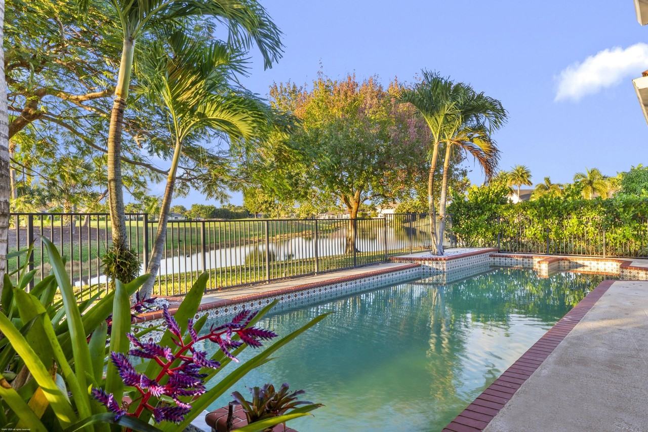 15611 Milan Ct - Photo 2 of 50