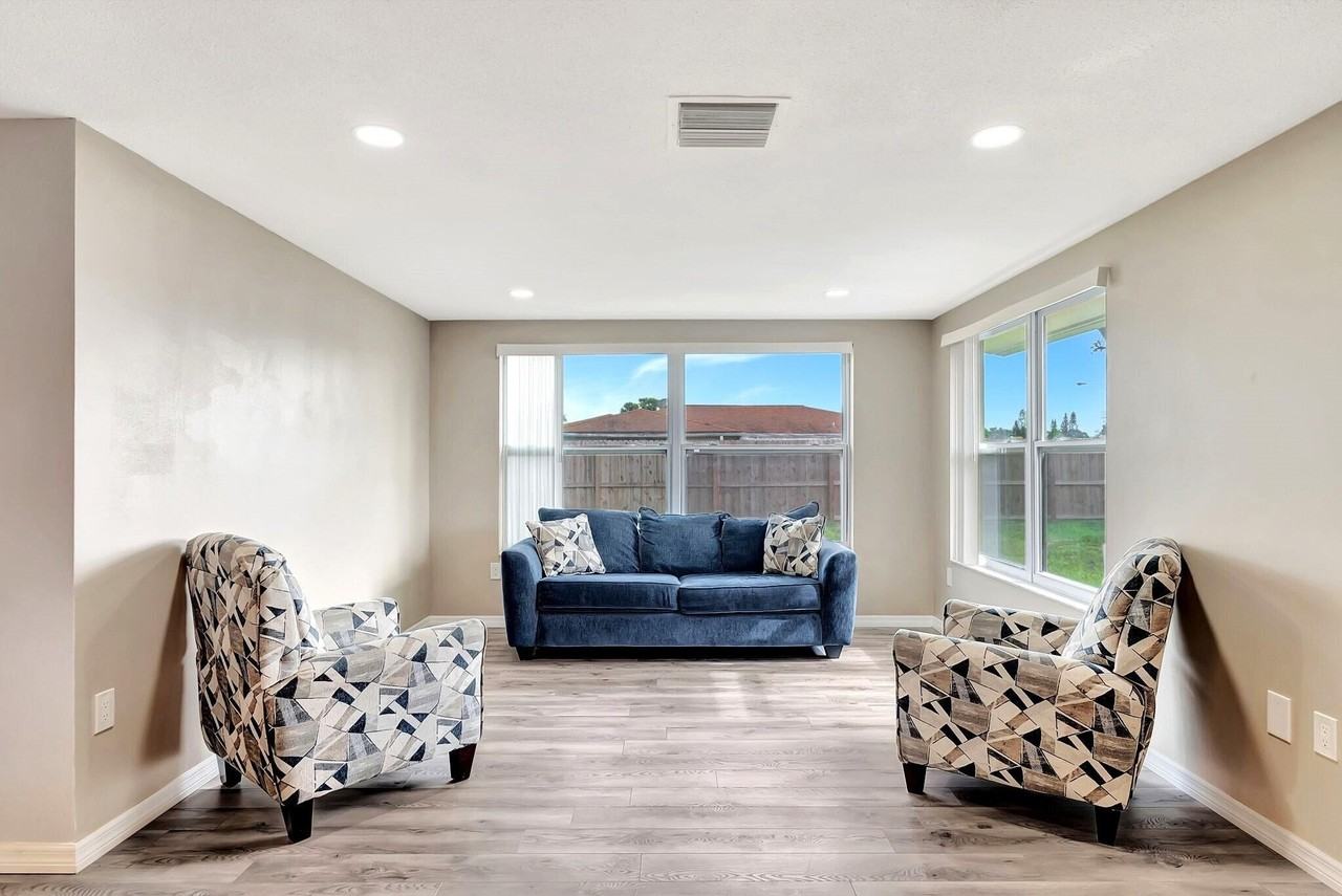 Spare Dr - Photo 7 of 17