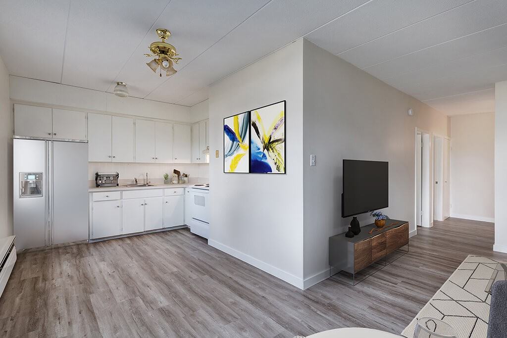 Spruce Manor - Photo 3 of 11