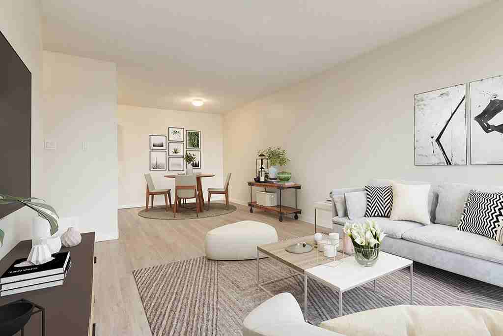 Eastgate Manor - Photo 4 of 25