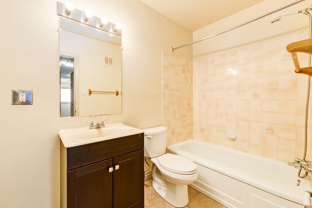 Williamson Manor - Photo 7 of 23