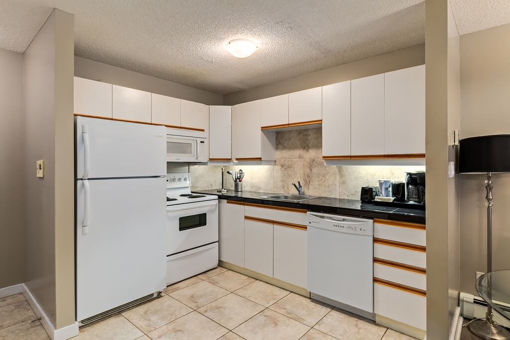 Meredith Road Apartments - Photo 5 of 27