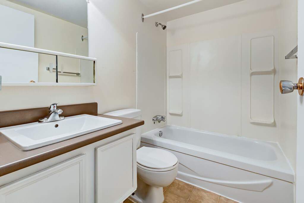 Chancellor Gate - Photo 7 of 26