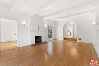 7972 Blackburn Ave - Photo 2 of 5