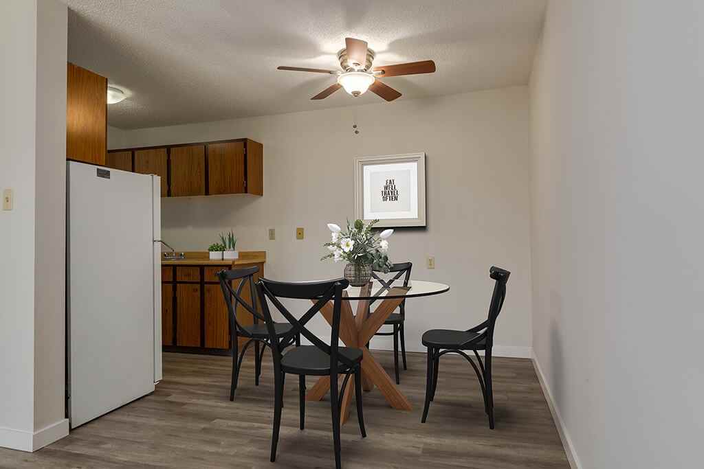 Parklane Gardens - Photo 2 of 25