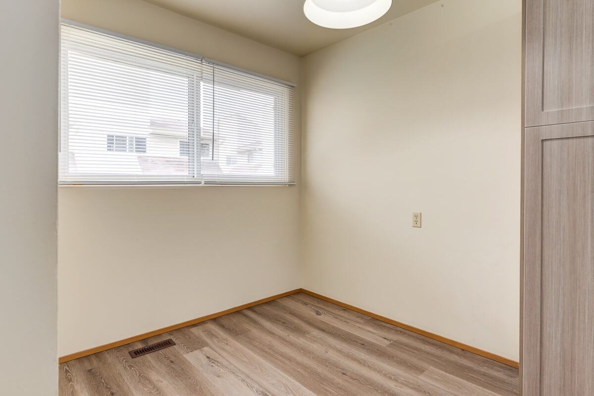 South Ridge Townhomes - Photo 7 of 17