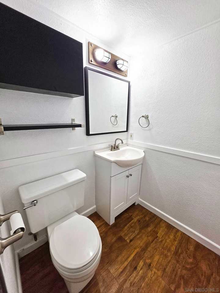 2230 Ledgeview Ln - Photo 7 of 29