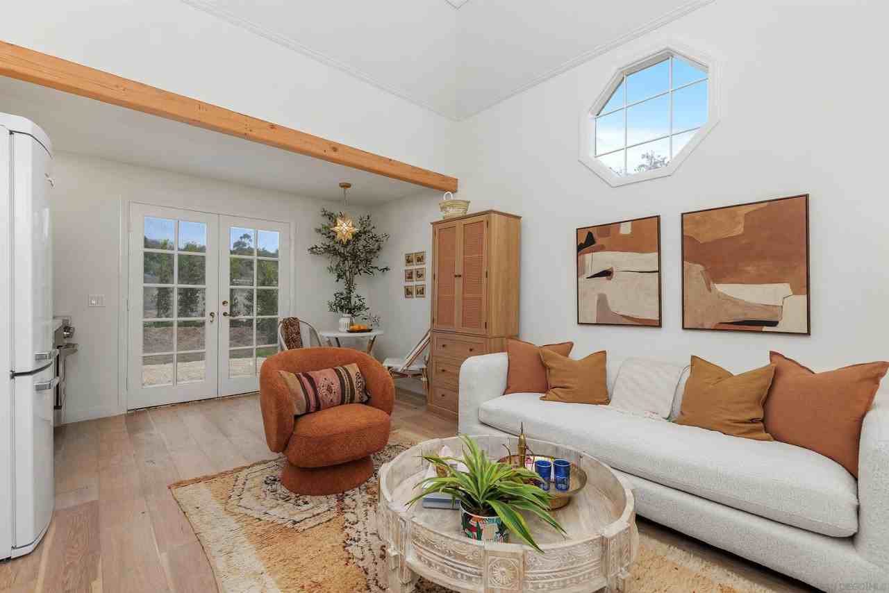 6631 Lago Lindo - Photo 4 of 14