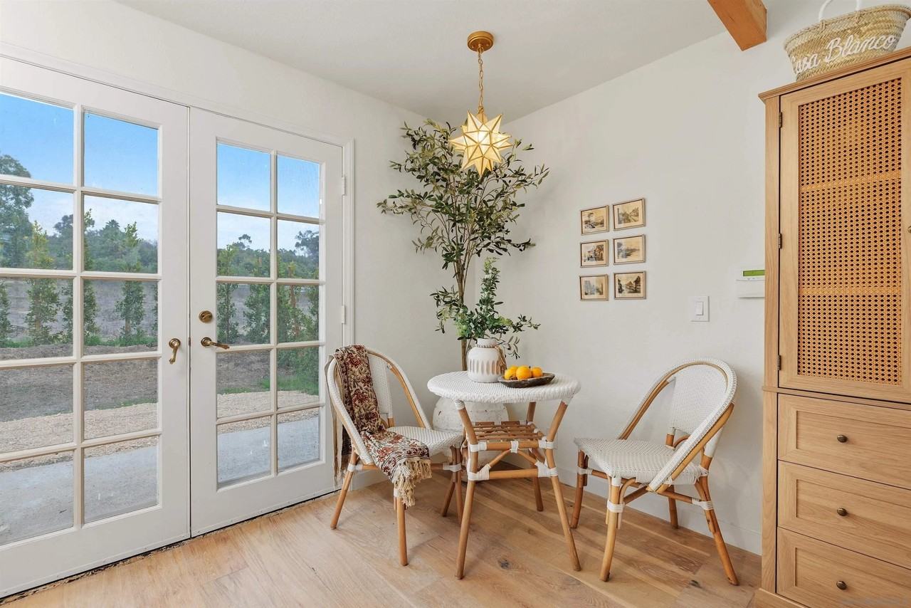 6631 Lago Lindo - Photo 5 of 14