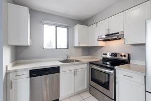 featured image of 2105 90 Ave Sw