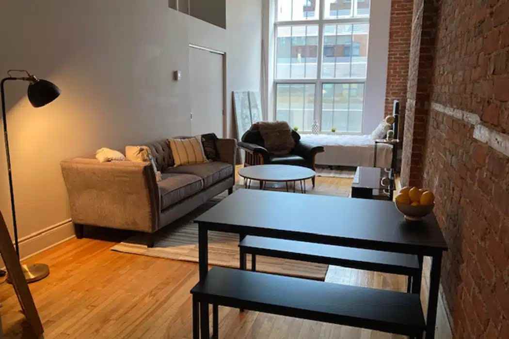 570 Charest Est - Photo 5 of 35