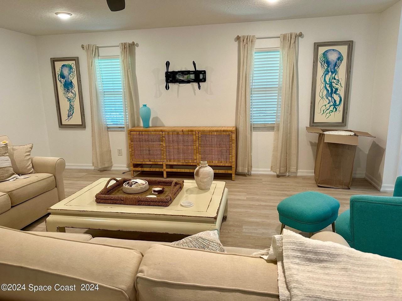 219 5th Ave - Photo 2 of 24