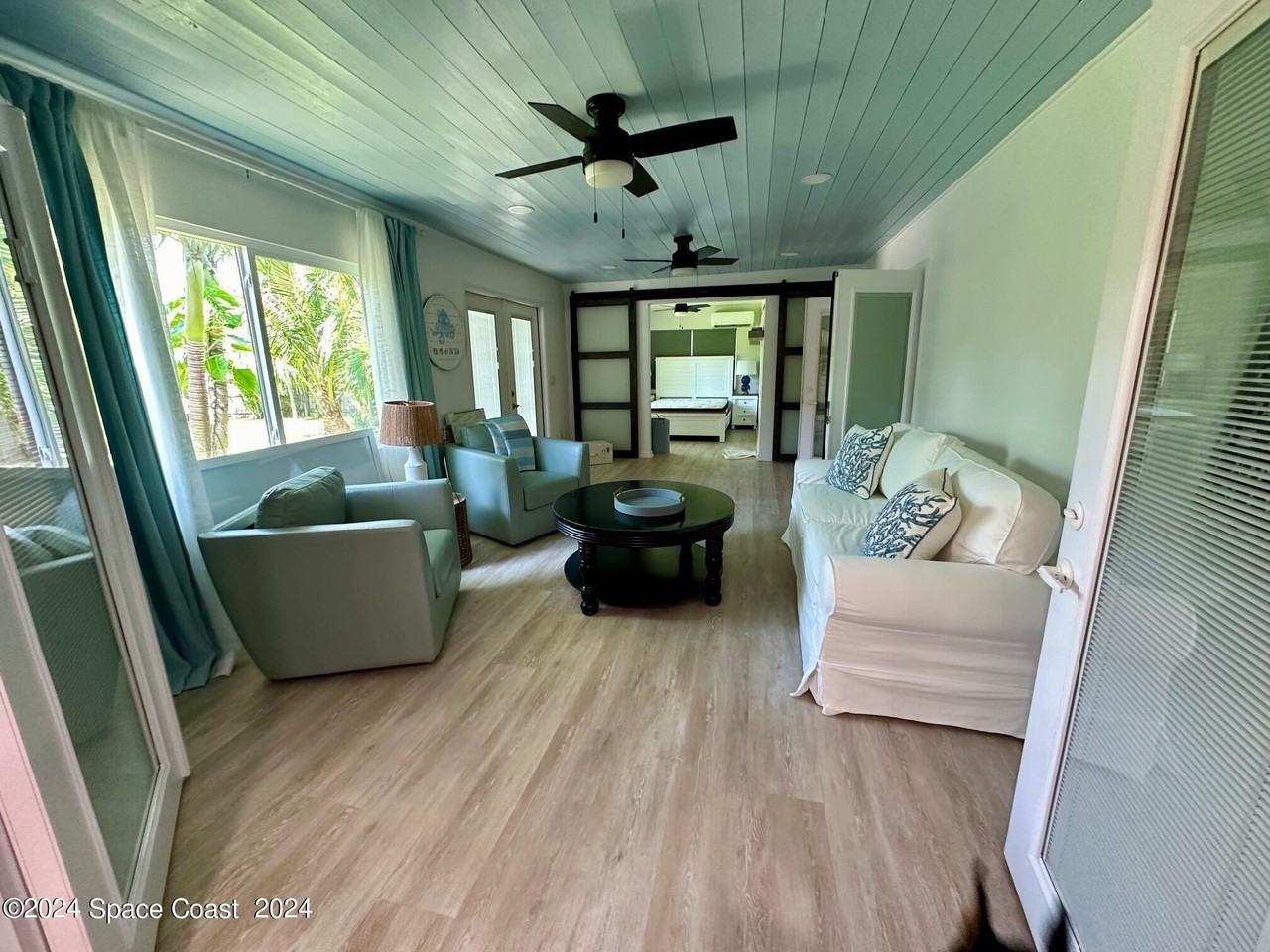 219 5th Ave - Photo 4 of 24