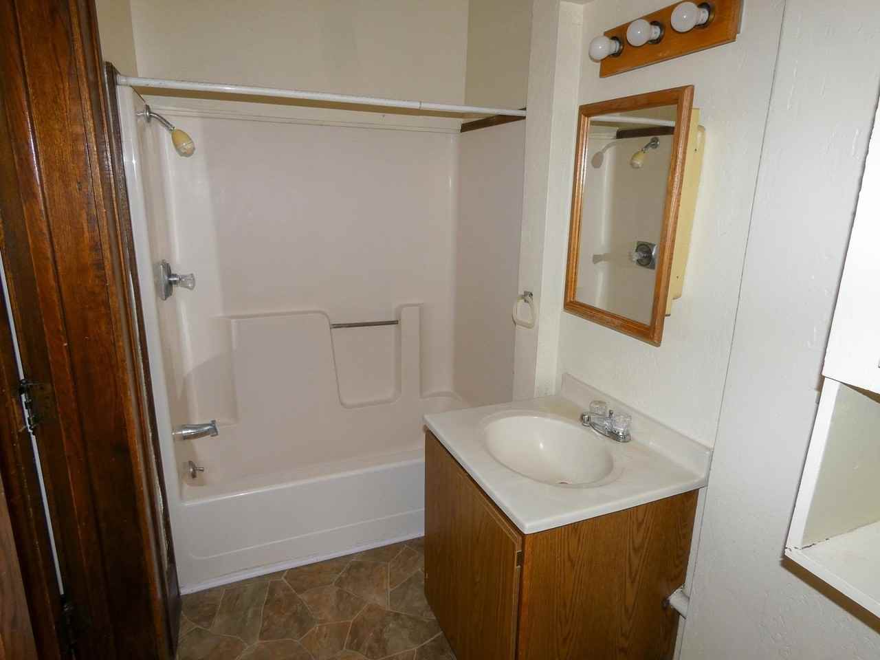 15 E Main St - Photo 4 of 16