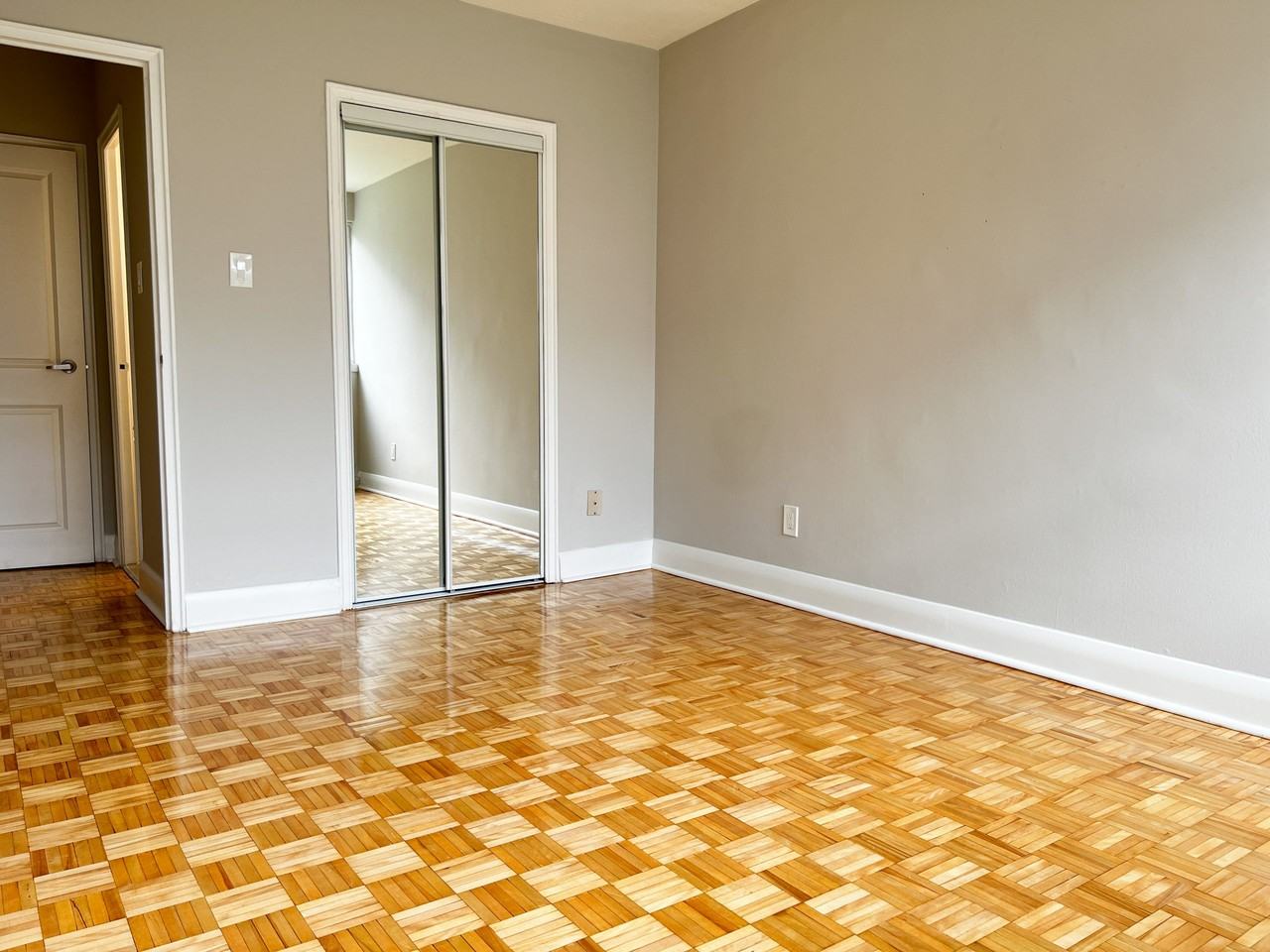 75 Spencer Avenue - Photo 6 of 7