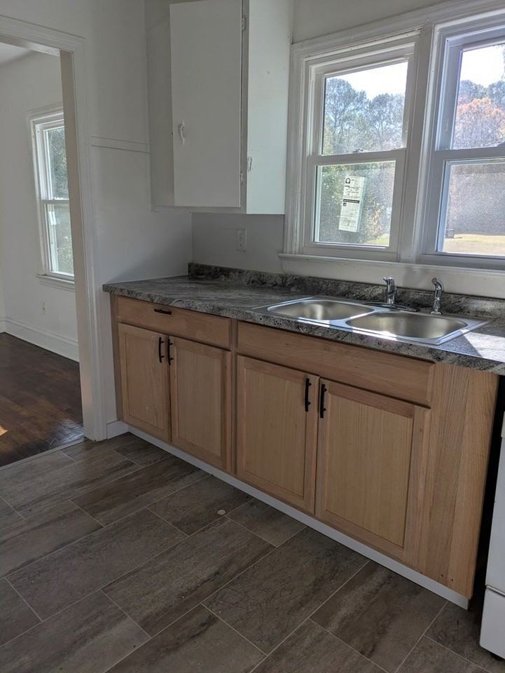 7142 Martins Siding Ln - Photo 5 of 12