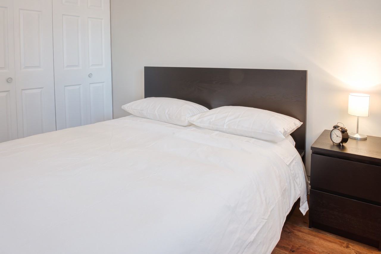 Lunar Apartments - Photo 5 of 6