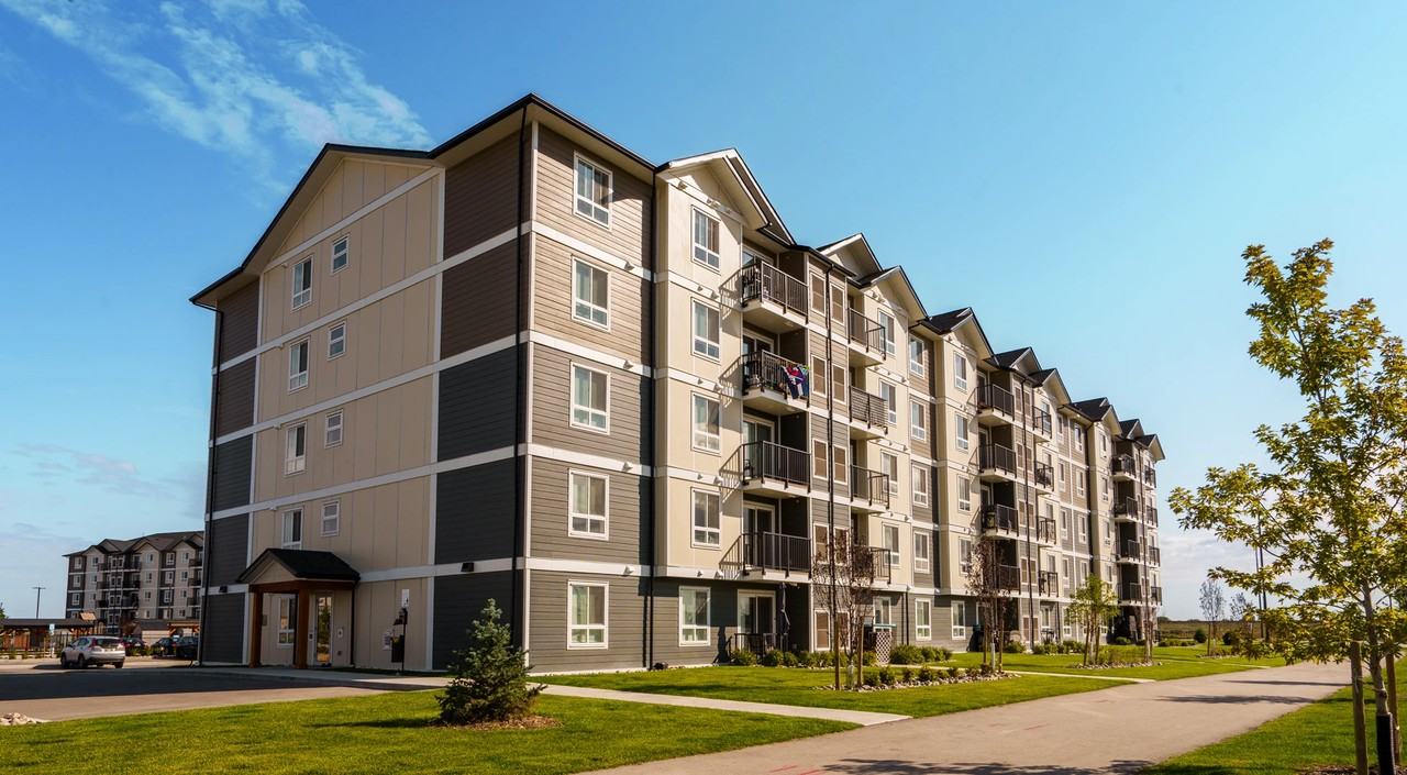 Highland Views Apartments - Photo 3 of 18