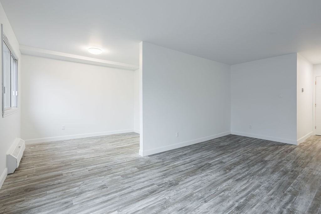 Dudemaine - Photo 7 of 24