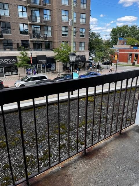 Julian Apartments - Photo 5 of 8