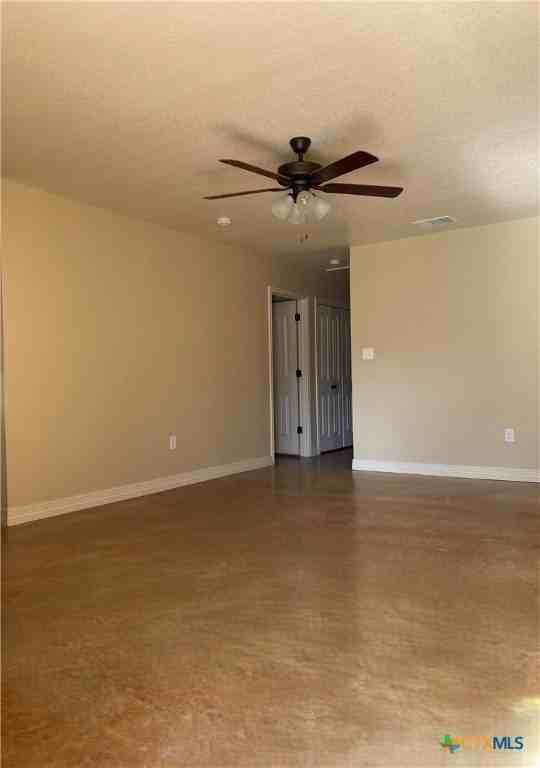 1115 College St Apt B #B - Photo 2 of 7