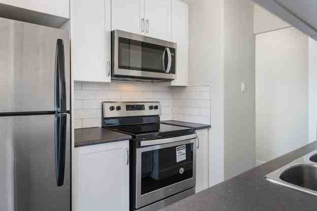 1619-1625 Dufferin Street - Photo 2 of 11