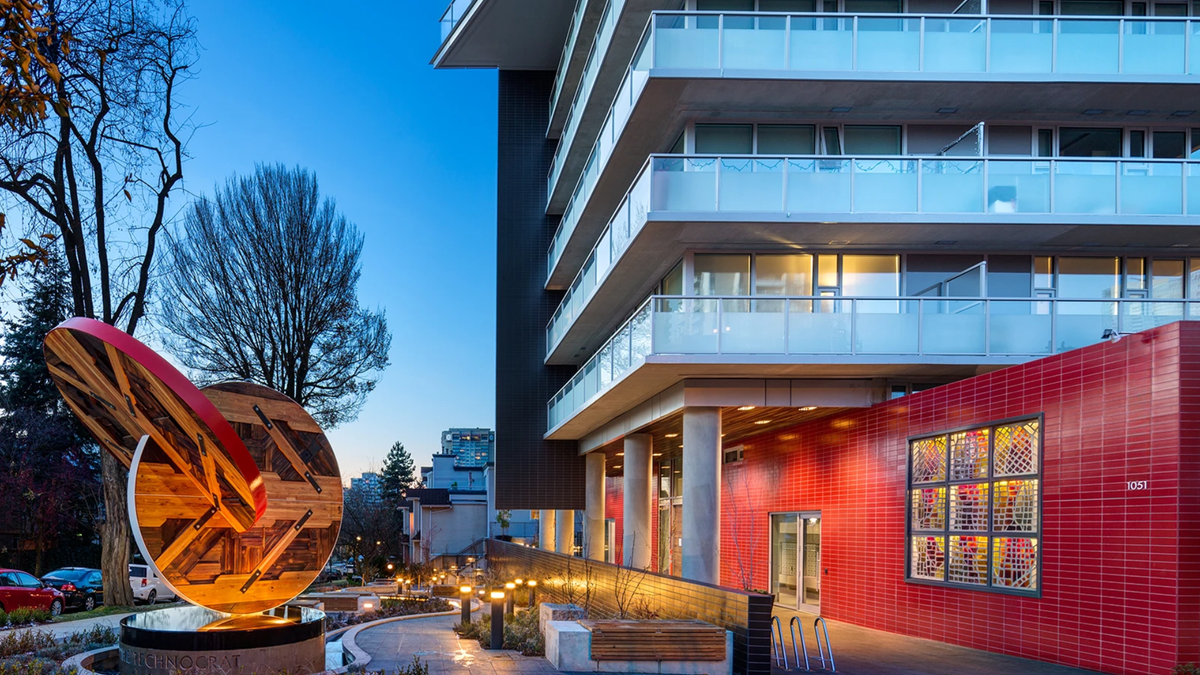 1051 Broughton Street - Photo 2 of 31