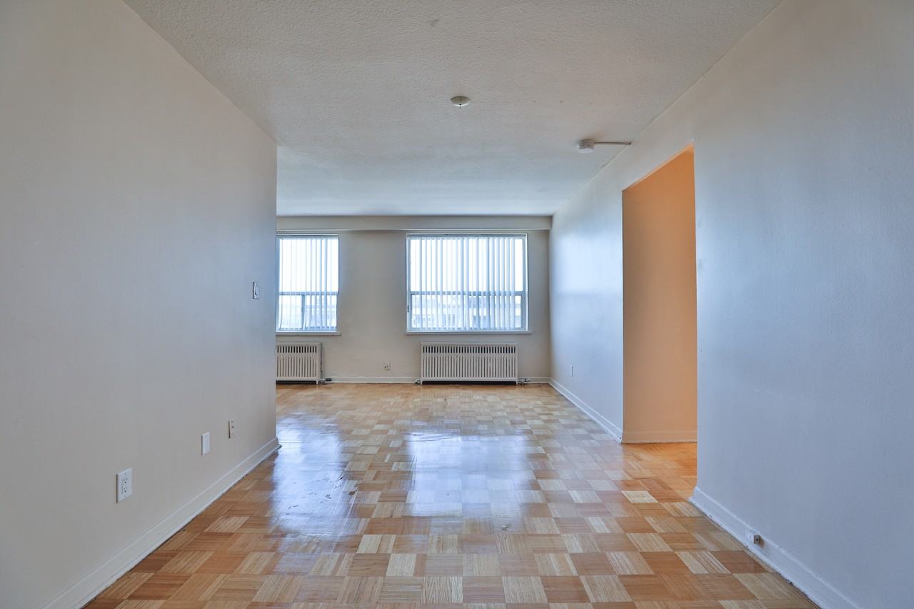 2223-2225 Eglinton Ave. E - Photo 4 of 44