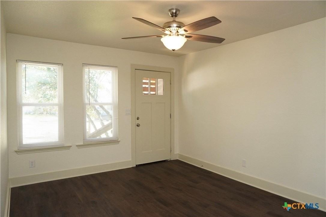 1019 Haynes St - Photo 3 of 28