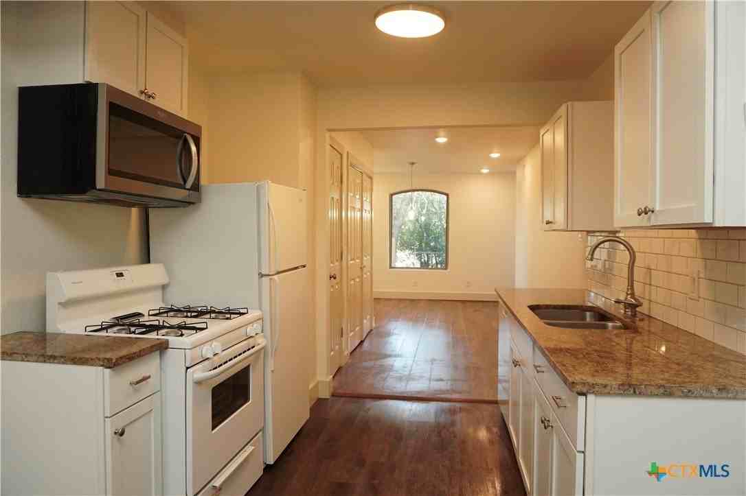 1019 Haynes St - Photo 5 of 28