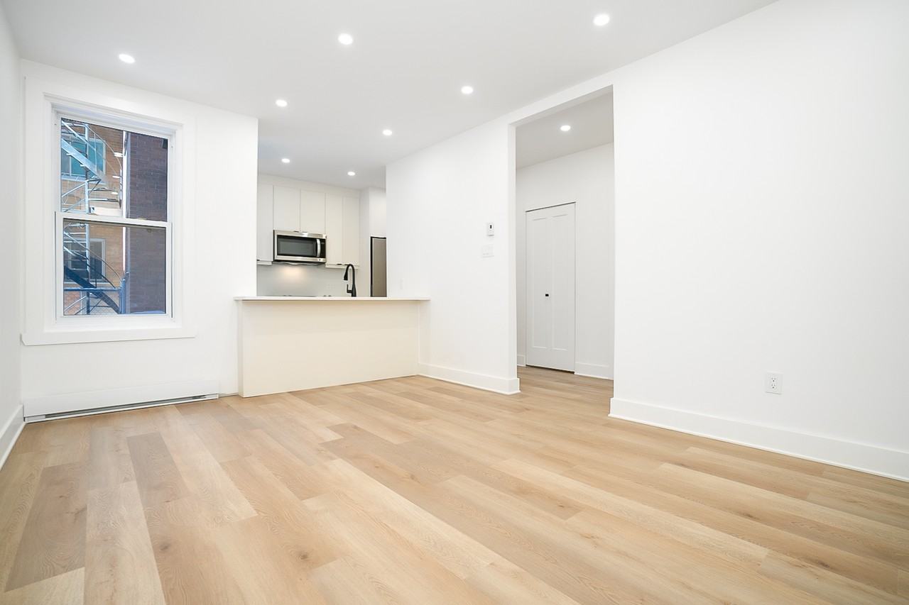 2106-2118 Claremont - Photo 5 of 50