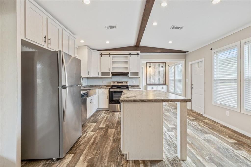 100 Emerie Ln - Photo 5 of 16