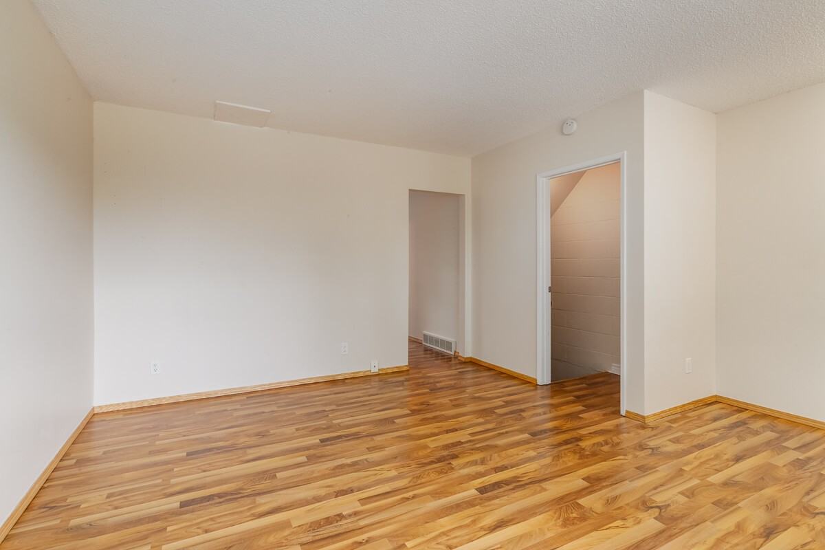 Parkland Townhomes - Photo 7 of 31