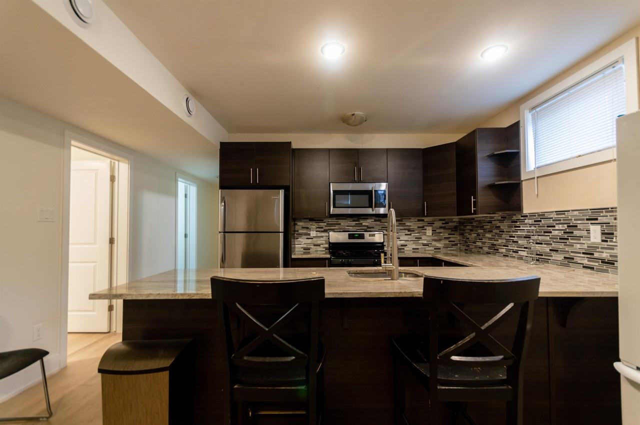 149 Henderson Avenue - Photo 4 of 30