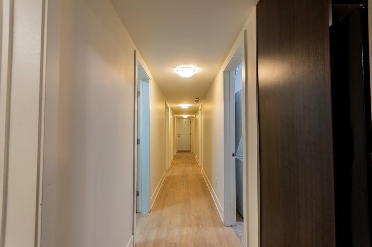 149 Henderson Avenue - Photo 5 of 30