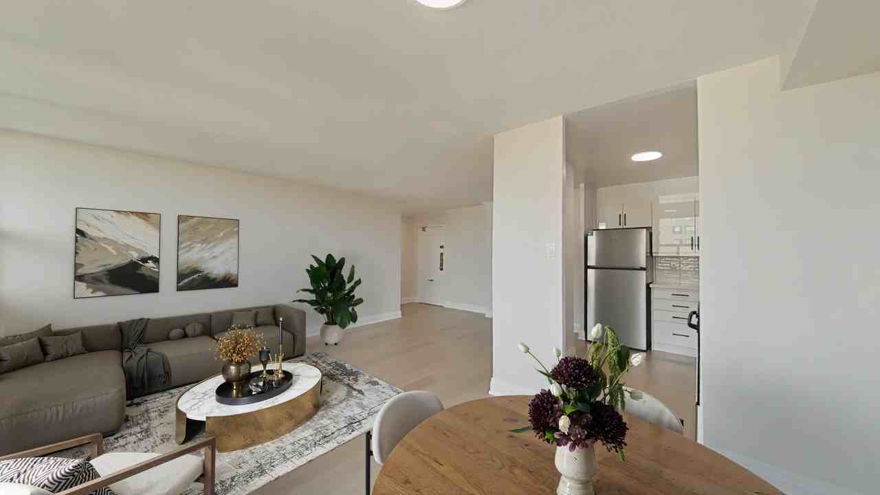 25 Leith Hill Road - Photo 4 of 16