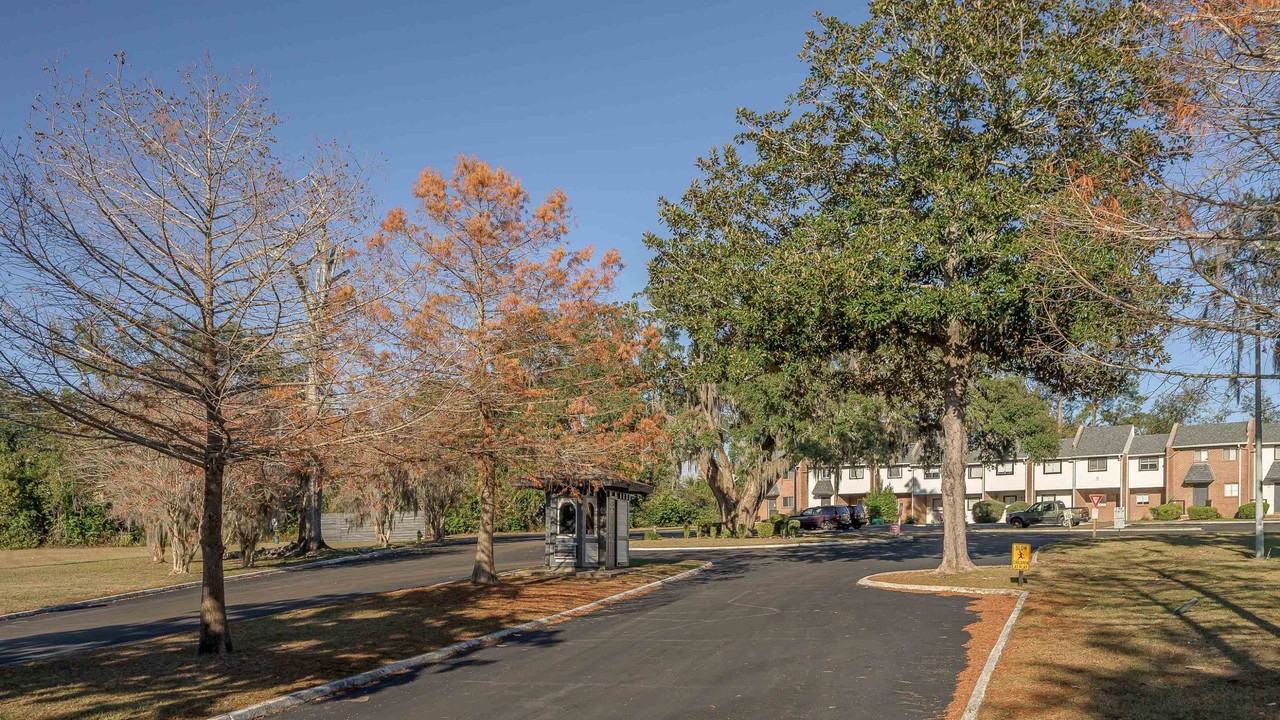 2731 S Blair Stone Rd Apt 19 #19 - Photo 5 of 18