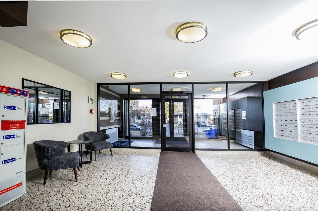 70 Stevenvale Drive - Photo 3 of 9