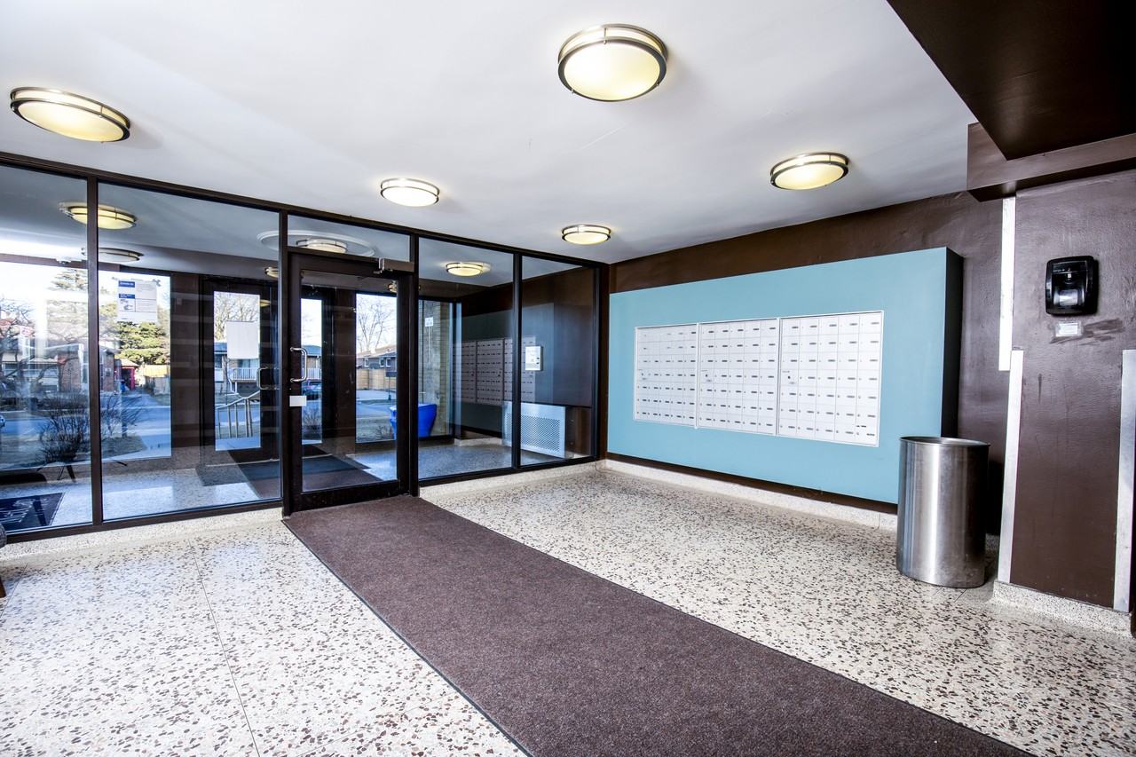 70 Stevenvale Drive - Photo 4 of 9