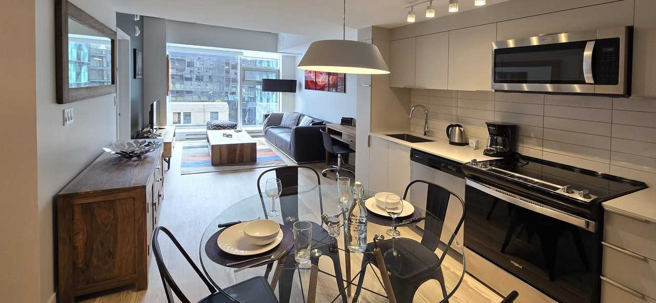 Humaniti - Photo 6 of 22