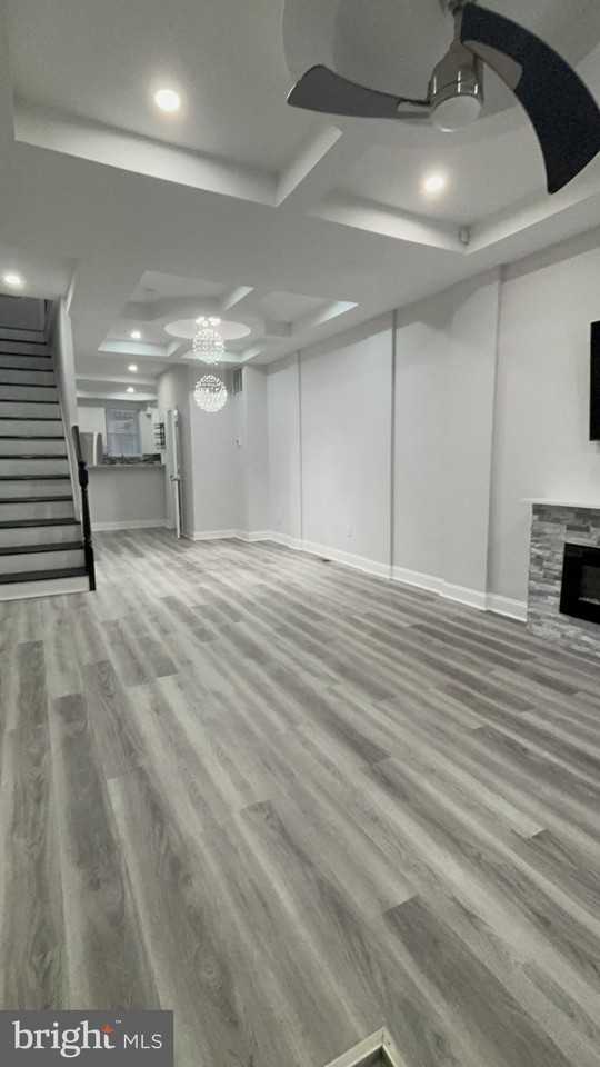 3026 E Monument St - Photo 6 of 15