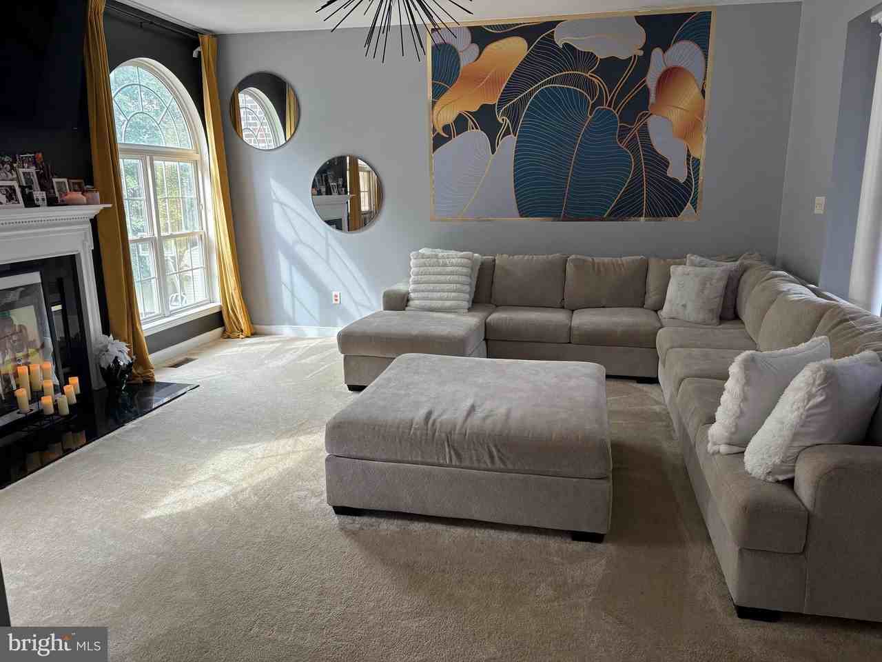 5795 Oak Forest Ct - Photo 5 of 17