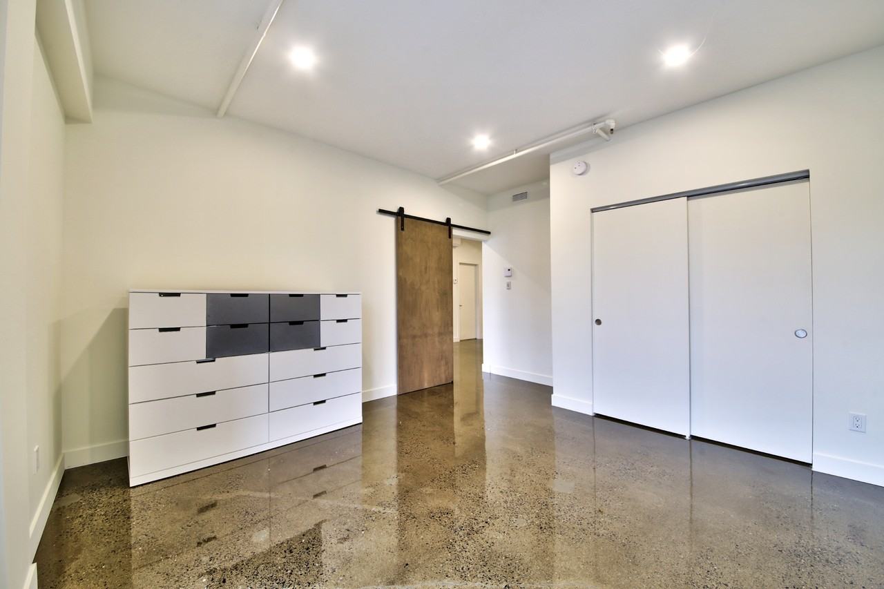 Somerled Apartments - Photo 6 of 12