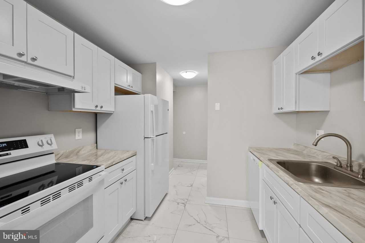 9786 Whiskey Run - Photo 6 of 26