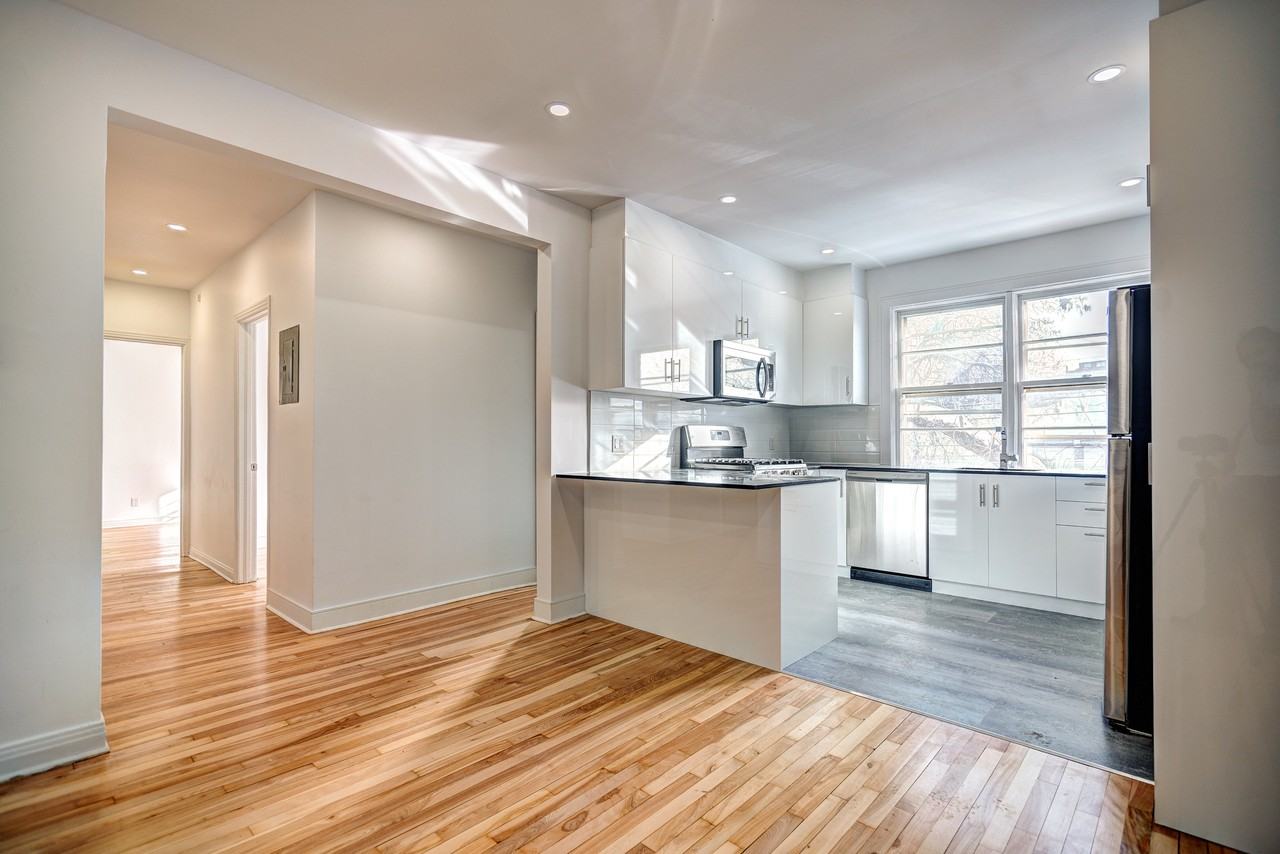 6645 Terrebonne - Photo 7 of 50